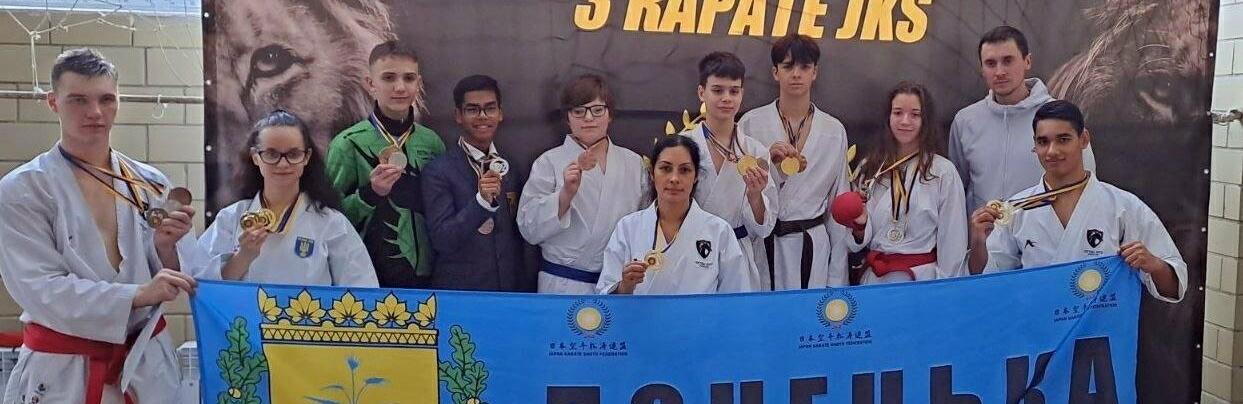 Слов’янські каратисти завоювали 5 срібних та 3 бронзові медалі на чемпіонаті України