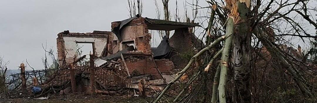 Наслідки обстрілів на Донеччині 23 квітня: 2 загиблих, 7 поранених