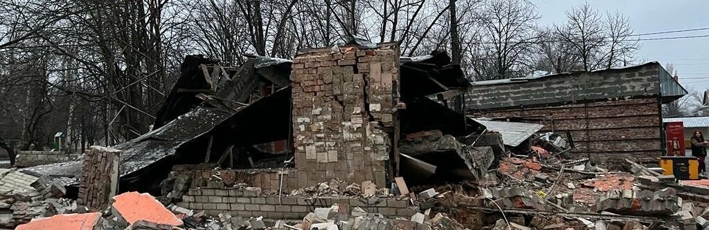 Знищений магазин у Торецьку та будинки у Кураховому. Хроніка великої війни: 11 грудня