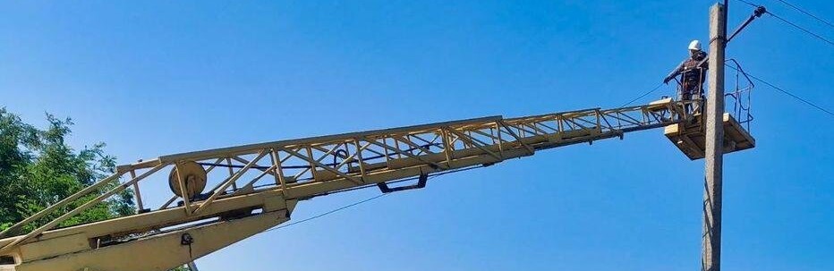 На Донеччині енергетики повернули світло у домівки 18 тисяч родин