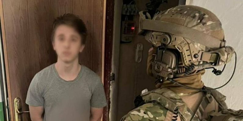 Здавав окупантам бойові позиції ЗСУ та фіксував результати «прильотів» - судитимуть неповнолітнього мешканця Бахмута
