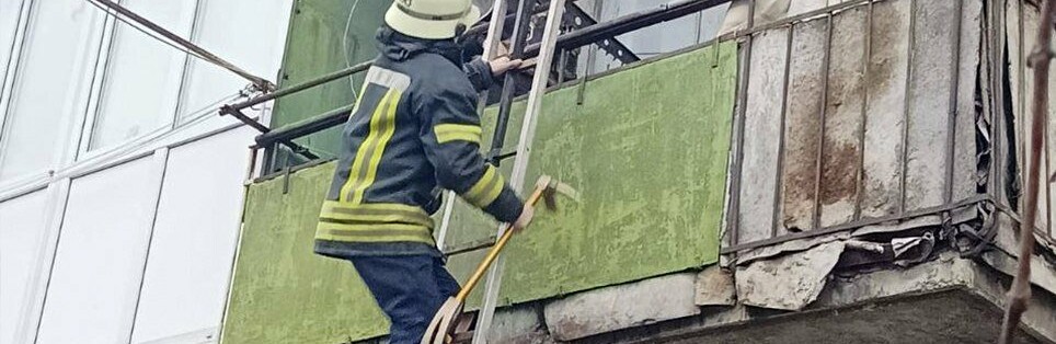 У Слов'янську патрульні допомогли безпорадній бабусі, яка не могла пересуватися 