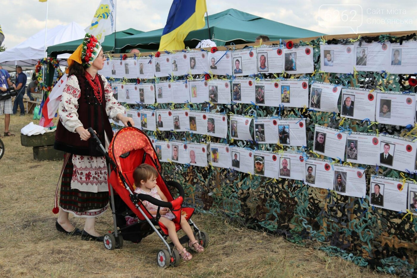 У Слов'янську проходить фестиваль "Донеччина зустрічає свої..., фото-6 У Слов'янську проходить фестиваль "Донеччина зустрічає своїх захисників", фото-6