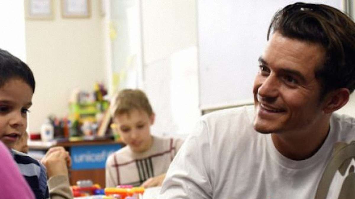 Що спільного у Анджеліни Джолі, Орландо Блума та Віталія Де..., фото-2 Що спільного у Анджеліни Джолі, Орландо Блума та Віталія Дейнеги ? Волонтери, яких знає світ, фото-2
