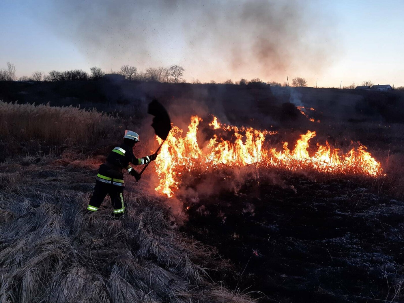 На Донеччині збільшилась кількість пожеж на відкритій території 