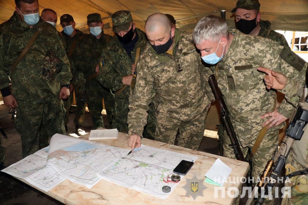 Тактика, топографія та зброя - поліцейські Донеччини провели навчання на полігоні, фото-4