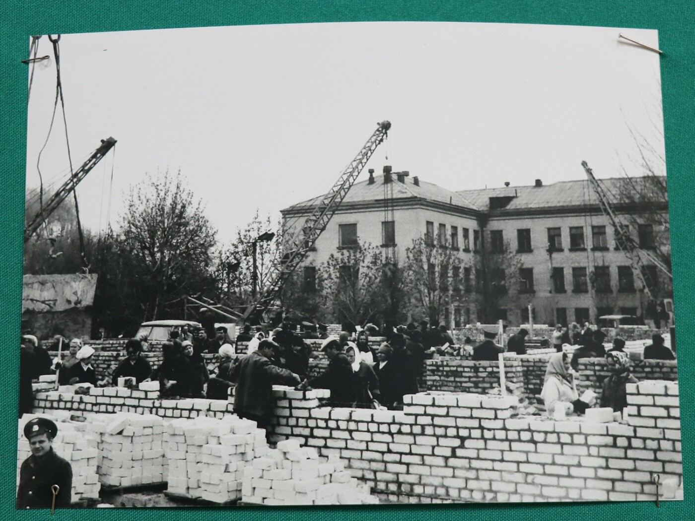 Будівництво полікліінки Клінічної лікарні у 70-х роках