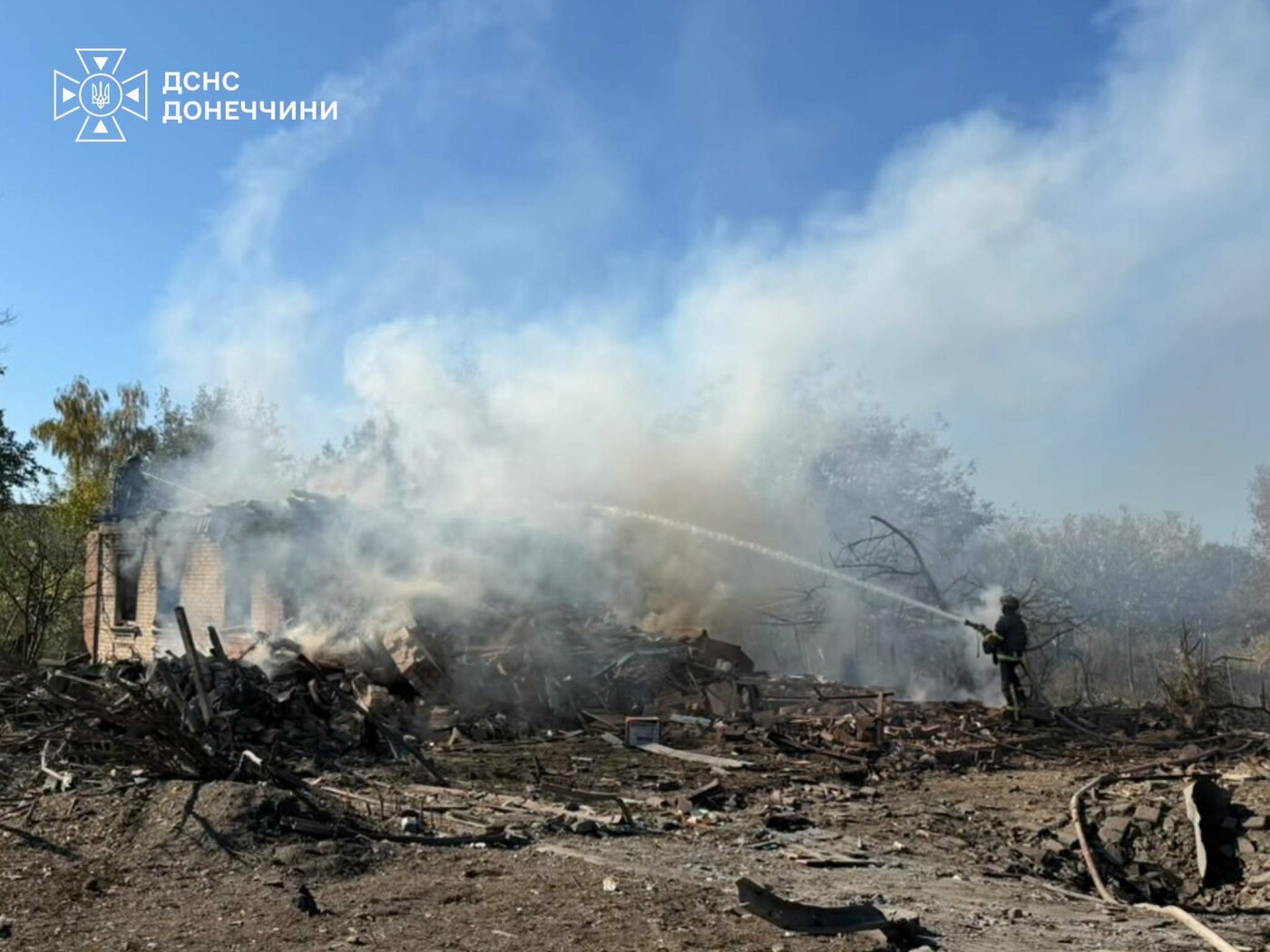 Ліквідація пожежі яка виникла після обстрілу