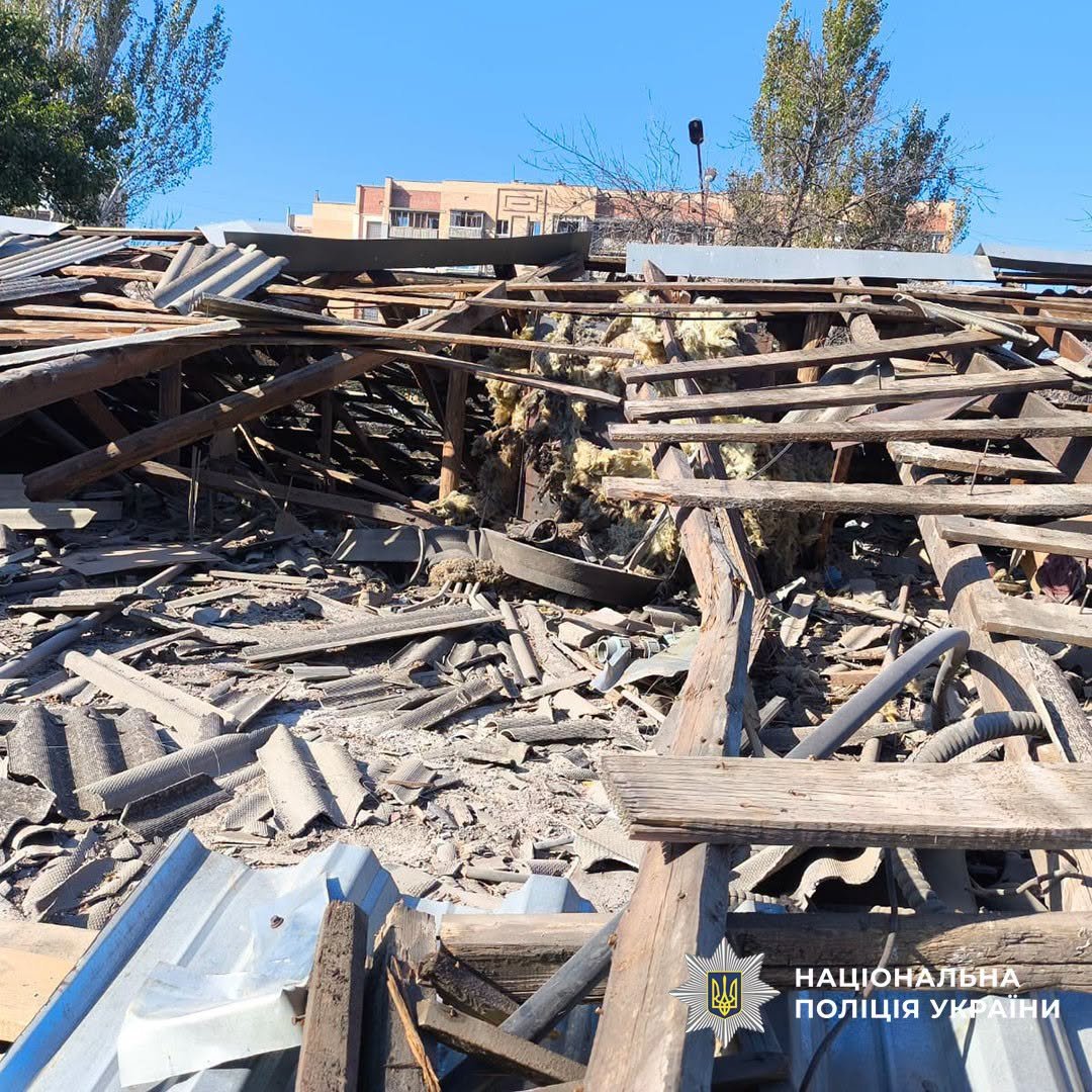 Фото: поліція Донеччини, Наслідки обстрілів. Наслідки обстрілів.